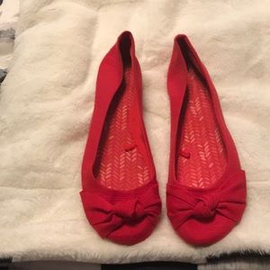 NWOT Red Flats